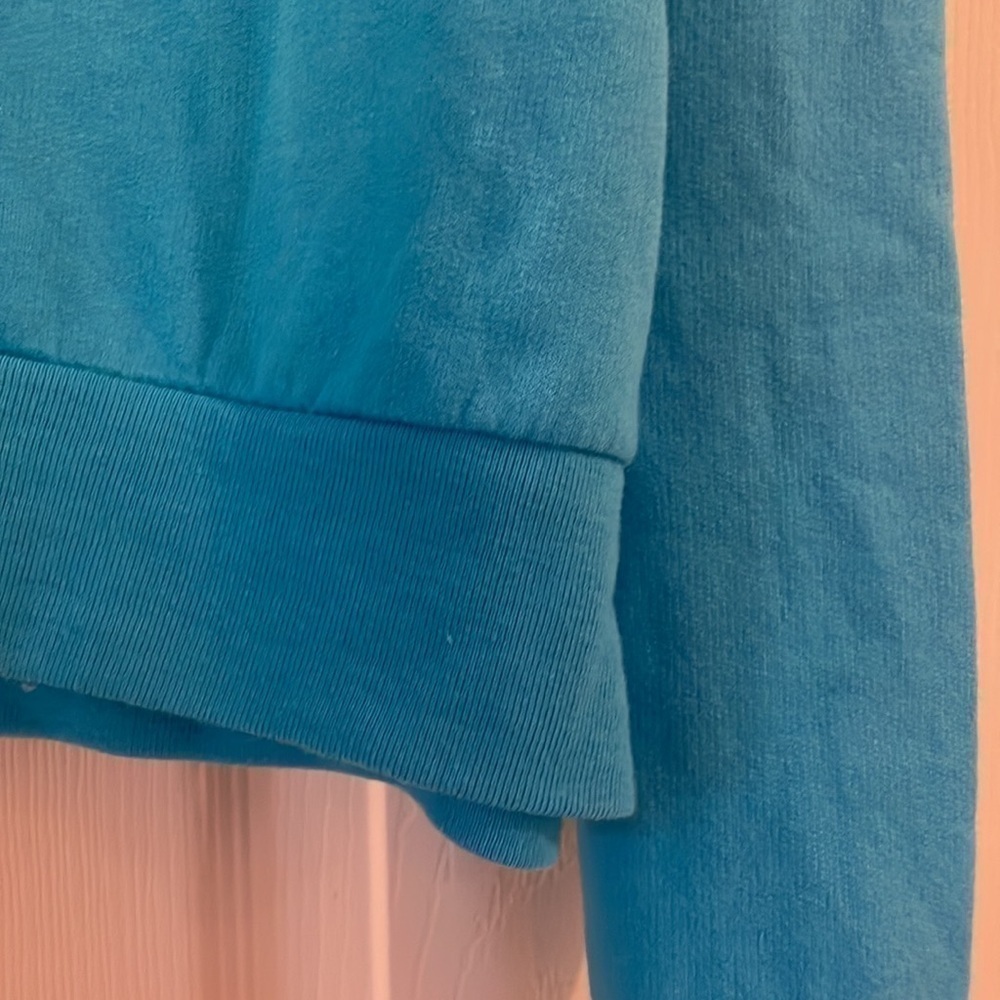 Disney cropped hooded sweatshirt in xxl - Picture 3 of 5
